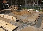 Произвели выемку грунта под котлованы для строительства котельной, бани и гаража.